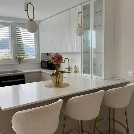 Sea View Apartman *
